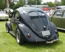 =VW Brezel-Käfer steht auf dem Ausstellungsgelände in Bad Camberg anl. LOTTERMANN-Bullitreffen im Juni 2019