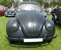 =VW Brezelkäfer, steht auf dem Ausstellungsgelände in Bad Camberg anl. LOTTERMANN-Bullitreffen im Juni 2019