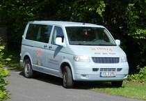 =VW T5 der Firma SCHUCH steht im Juni 2019 in Ostheim