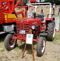 =IHC D 430, Bj. 1962, 30 PS, ausgestellt bei der Oldtimerveranstaltung in Gudensberg im Juni 2019