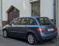Rückansicht eines Fiat Stilo, gesehen in September, 2019, Pécs (Ungarn).