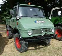 =Unimog, gesehen auf dem Ausstellungsgelände in Gudensberg im Juni 2019