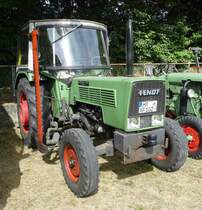 =Fendt Farmer 102 S, gesehen auf dem Ausstellungsgelände in Gudensberg im Juni 2019
