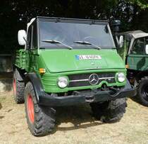 =Unimog U 407, präsentiert auf dem Ausstellungsgelände in Gudensberg im Juni 2019