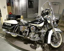 Harley Davidson FLHP Police, Baujahr 1965, Polizeimaschine, 1207ccm, 50PS, über 300Kg Gewicht, Sonderausstellung im NSU-Museum, Sept.2014
