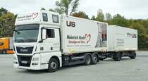 =MAN Hängerzug des Umzugunternehmens HEINRICH KOCH rastet an der A 7, 09-2019