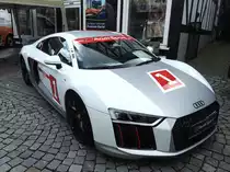 AUDI R8-SPORT...EIN TRAUMWAGEN
Ausgestellt von einem SIEGENER Autohaus am 30.4.2019 beim Stadtfest FREUDENBERG....