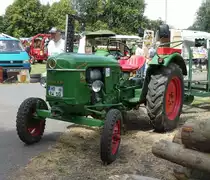 =Deutz D 30, gesehen auf dem Ausstellungsgelände in Gudensberg im Juni 2019