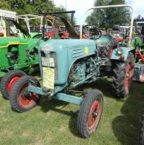 =Kramer KLS 140, Bj. 1960, 13,6 PS, steht auf dem Ausstellungsgelände in Gudensberg im Juni 2019