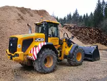 JCB Radlader im Dezember 2019 im Harz.