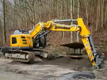Liebherr 926 compact Kettenbagger im Dezember 2019 in Bad Grund.