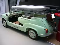 Profilansicht eines Fiat 600  Jolly  Strandwagens. Classic Remise Düsseldorf am 02.02.2020.