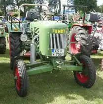 =Fendt Dieselross steht bei der Oldtimerausstellung im Gudensberg im Juni 2019