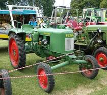=Fendt Dieselross steht bei der Oldtimerausstellung in Gudensberg im Juni 2019