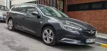 Opel Insignia Mk2, fotografiert in Pécs (Ungarn), August, 2019.