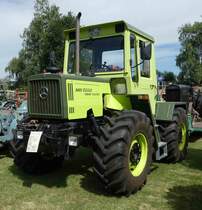 =MB Trac 900 turbo steht bei der Oldtimerausstellung in Gudensberg im Juni 2019