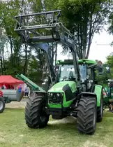 =Deutz-Fahr steht bei der Oldtimerausstellung in Gudensberg im Juni 2019