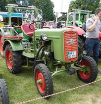 =Hela steht bei der Oldtimerausstellung in Gudensberg im Juni 2019