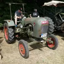 =Hatz H 113, steht bei der Oldtimerausstellung in Gudensberg im Juni 2019