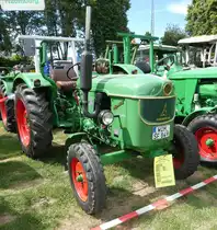 =Deutz 3005, steht bei der Oldtimerausstellung in Gudensberg im Juni 2019