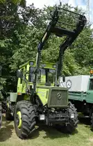 =MB Trac 800 steht bei der Oldtimerausstellung in Gudensberg im Juni 2019
