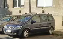 Opel Zafiar I aufgenommen in Pécs (Ungarn), Spetember, 2019.