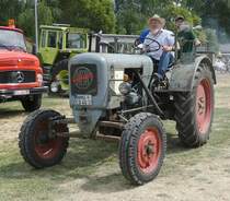 =Eicher unterwegs auf dem Austellungsgelände bei der Oldtimerausstellung in Gudensberg im Juni 2019