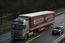 80 JAHRE VOLVO 1927-2007: VOLVO FH 480PS  80 JAHRE JUBIL�UMSEDITION  schleppt einen SCHWARZM�LLER Planenauflieger der Spedition UNGER Internationale Spedition aus Pfinztal/Landkreis Karlsruhe. (24.03.2009)