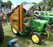=John Deere - Lanz D 1206, Bj. 1960, 12 PS, steht bei der Oldtimerausstellung in Gudensberg im Juni 2019