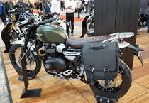 Triumph Scrambler 1200 XC. Flüssigkeitsgekühlter 8V-Zweizylinder-SOHC mit 1200ccm und 90PS (66kW) bei 3950U/min. Foto: BMT (Berliner Motorrad Tage) Febr. 2020