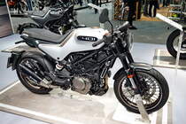 Husqarna Vitpilen 401. Einzylinder-Motor mit 373ccm und 43PS (32kW) bei 9000U/min. Foto: BMT (Berliner Motorrad Tage) Febr. 2020