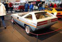 Heckansicht eines Alfa Romeo Caimano. Bremen Classic Motorshow im Februar 2016.