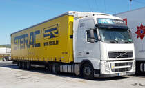 =Volvo FH mit Sattelauflieger von STERAC, 09-2019