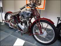 Ariel 500 model E, 497ccm, 20 HP, 145km/st, Baujahre 1927, Nationales Technisches Museum Prag am 8.1.2020.