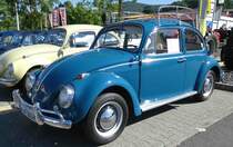 =VW Käfer, Bj. 1966, 40 PS, steht bei der Oldtimerveranstaltung der  Alten Zylinder  in Hilders, Juni 2019