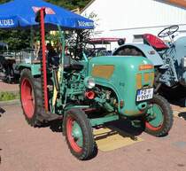 =Holder B 12 steht bei der Oldtimerveranstaltung der  Alten Zylinder  in Hilders, Juni 2019