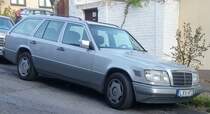 Mercedes-Benz W124 E-Klasse T-Modell. Foto: September, 2019 in Pécs (Ungarn).