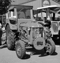 =Hanomag 324, gesehen bei der Oldtimerveranstaltung der  Alten Zylinder  in Hilders, Juni 2019