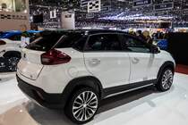 DR 3 Crossover (Autosalon Genf 2019). DR ist eine italienische Hersteller, der vieleBauteile aus China bekommt (hauptsächlich vom Hersteller Chery), und die, mit Produkte von europäischen Einlieferer auf nötigen Standard bringt.