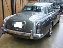 Heckansicht eines Bentley S2 mit einer Flying Spur Karosserie von Mulliner coachworks aus dem Jahr 1961. Classic Remise Düsseldorf am 23.02.2020.