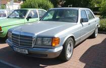 =MB W 126, gesehen auf dem Ausstellungsgelände bei der Oldtimerveranstaltung der  Alten Zylinder  in Hilders, Juni 2019