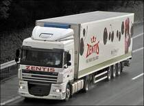 Endlich mit Fruchtwerbung..... DAF XF105.410  SpaceCab   der ZENTIS-Logistik aus Aachen bringt Fruchtaufstriche oder K�hlware in Richtung Norden. 
