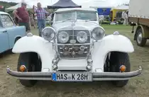 =GFG Elisar 300 K, gesehen beim Oldtimertreffen in Ostheim, 07-2019. Der Elisar ist stilistisch an der Mercedes 540 K angelehnt und wurde 1986 mit moderner Mercedes Benz-Technik gefertigt. Auf das stählerne Fahrgestell wurde eine Kunststoffkarosserie montiert. Hersteller des Fahrzeuges ist die Firma  Gerhard Feldevert & Co Gronau 