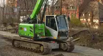 SENNEBOGEN Teleskopkran 613E (Mietbaumaschine) am 04.03.20 Baustelle Bhf Berlin Schöneweide.