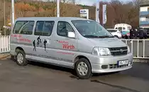 =Toyota vom Autohaus WIRTH steht im Dezember 2019 in Wildflecken