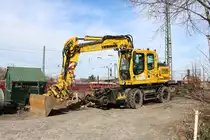 Liebherr 900 Rail am 08.03.20 in Darmstadt Kranichstein 