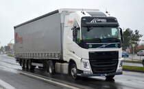 Sattelzug mit VOLVO FH 500 Zugmaschine aus Litauen der Spedition Girteka Logistics am 10.03.20 Schönefeld. 