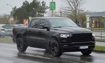 Relativ neue Version des Dodge Ram 1500 Pick up am 10.03.20 Schönefeld.