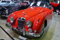 Jaguar XK 150, Bj 1959, 6 Zyl, Reihenmotor mit 3442 ccm und 190 CV, ±219 km/h,
gesehen beim Autojumble in Luxemburg. 03.2020
