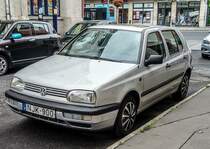 VW Golf III fotografiert in Budapest (Ungarn), September, 2019.
